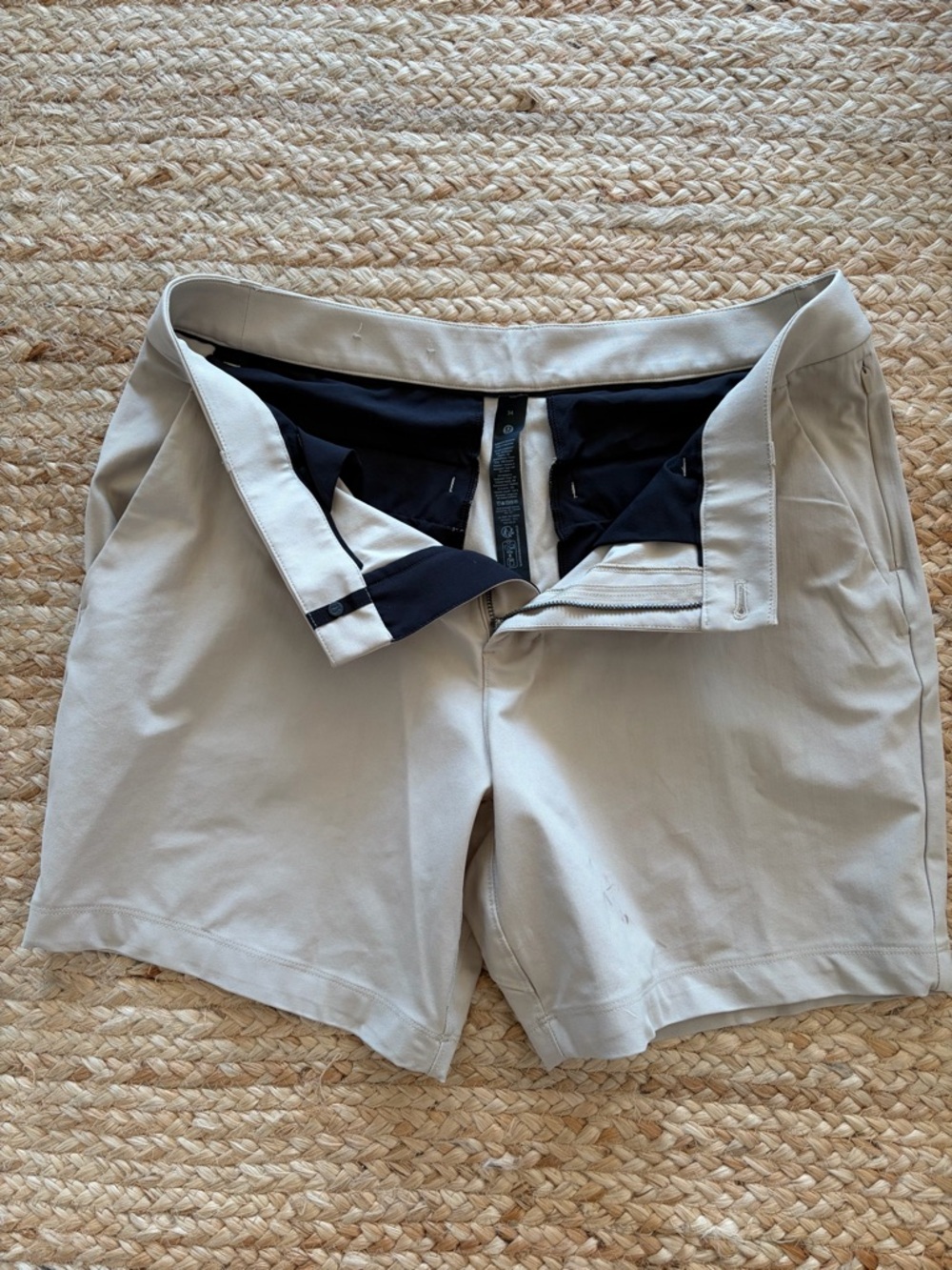 lululemon athletica Men's Stretch Athletic Shorts in Light Beige